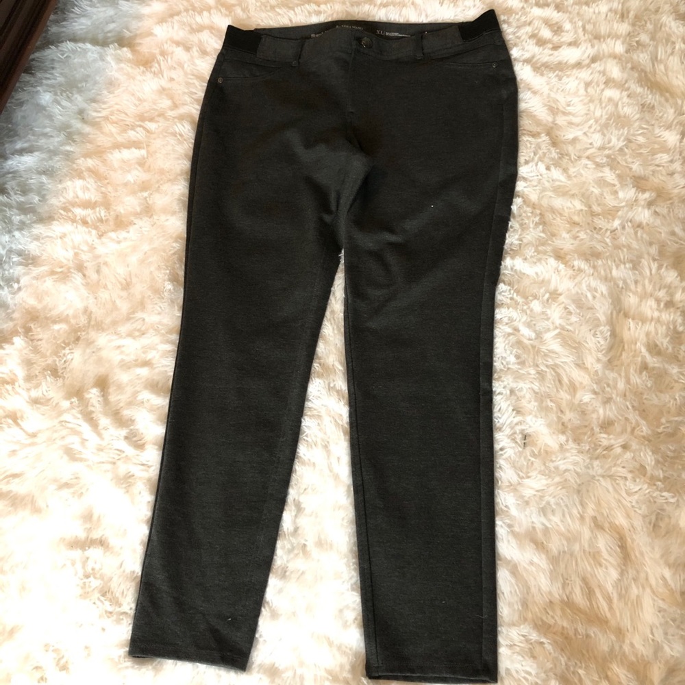 Simply Vera Skinny Ponte Pants